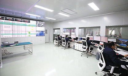 央媒持續(xù)關(guān)注 虹潤(rùn)再增信心--新華社客戶(hù)端專(zhuān)題報(bào)道巜福建順昌虹潤(rùn)儀表的國(guó)產(chǎn)化之路》，生動(dòng)描述虹潤(rùn)公司近年走過(guò)的成功之路